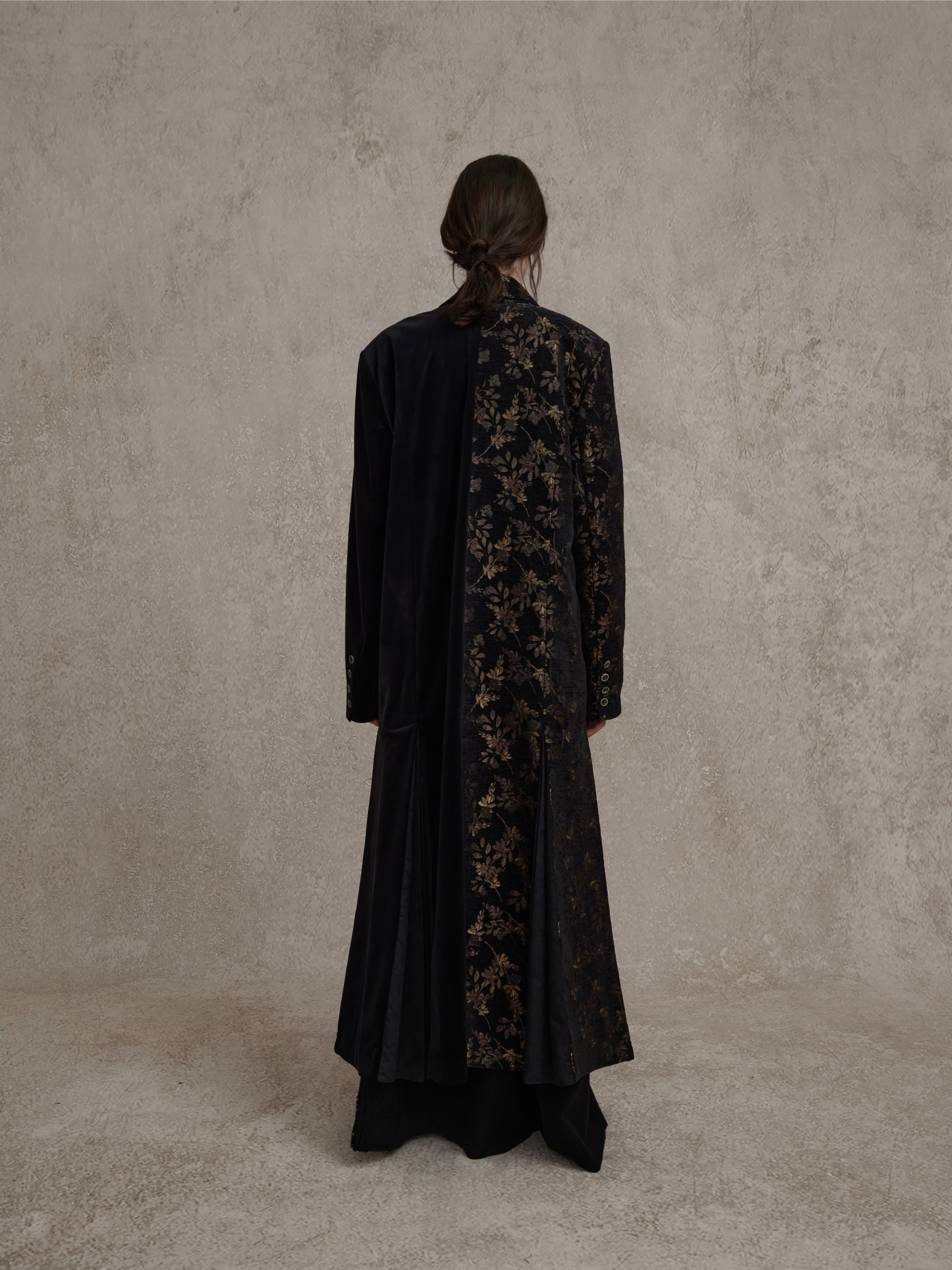 Black and Gold Accordion Pleated Velvet Coat