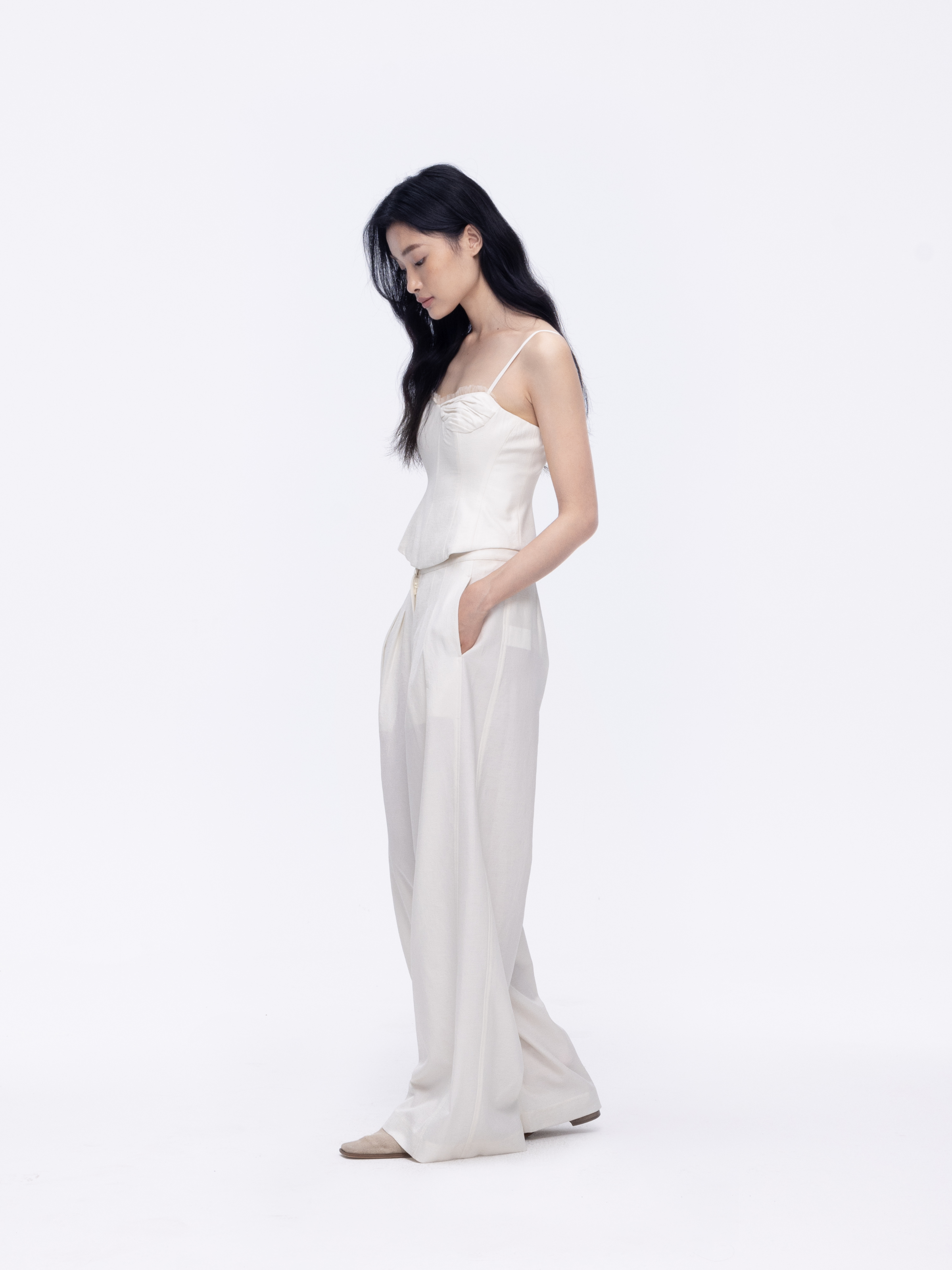 White Pleated Wide-leg Pants