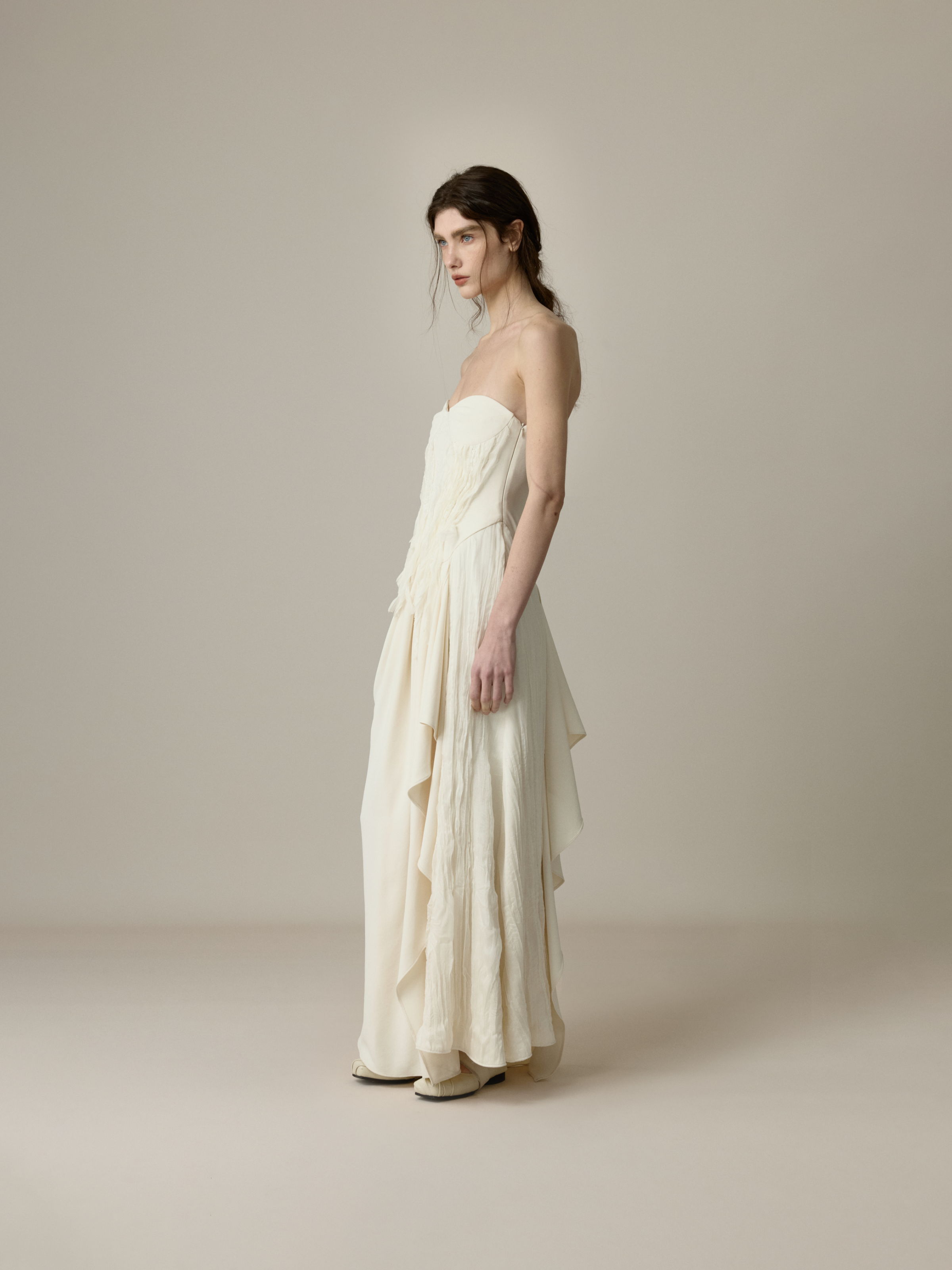 White Lace Flounce Strapless Dress