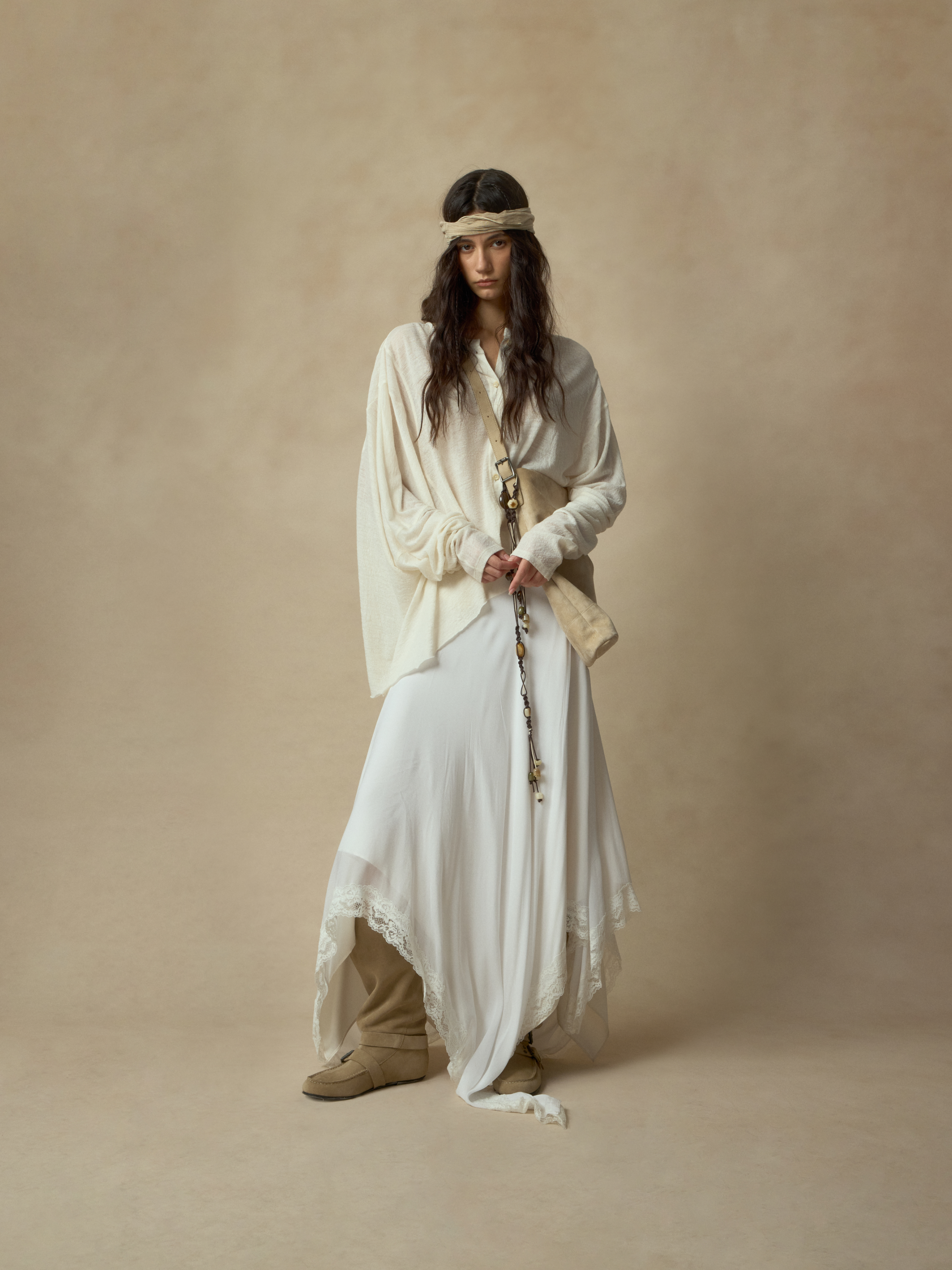 White Detachable Ribbon Crew Neck Top