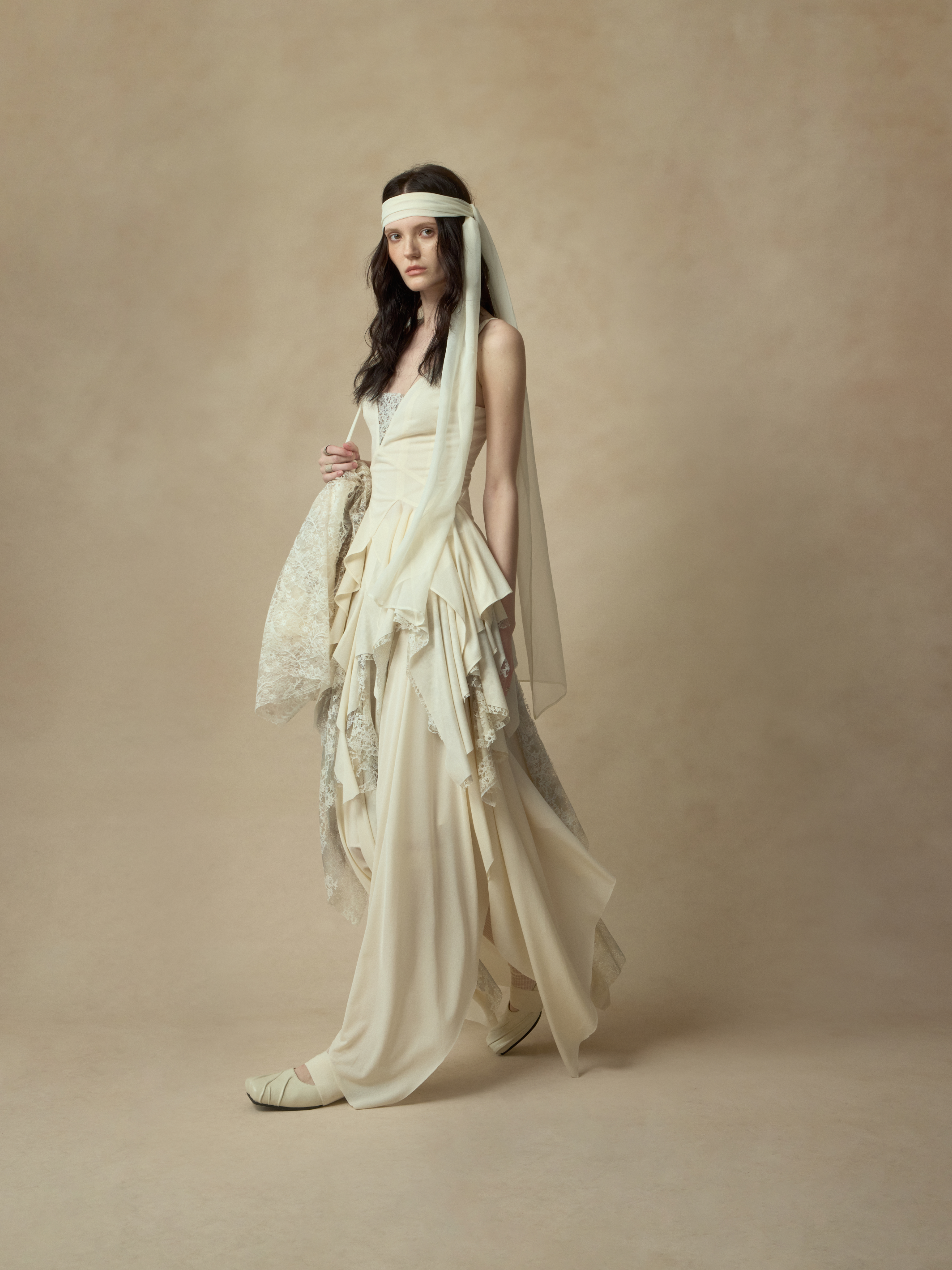 Beige Lace Ombre Trimmed Skirt