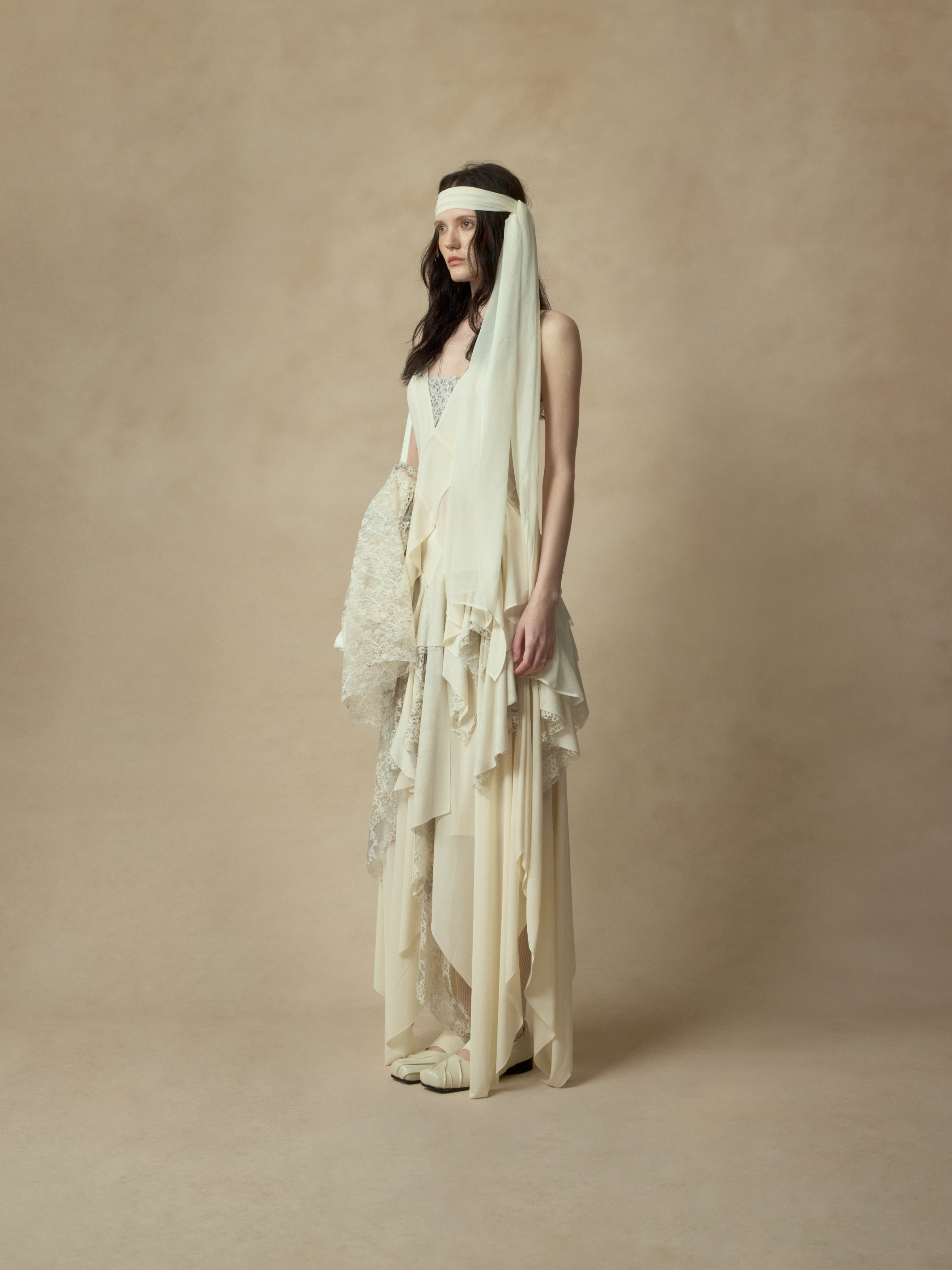 Beige Lace Ombre Trimmed Skirt