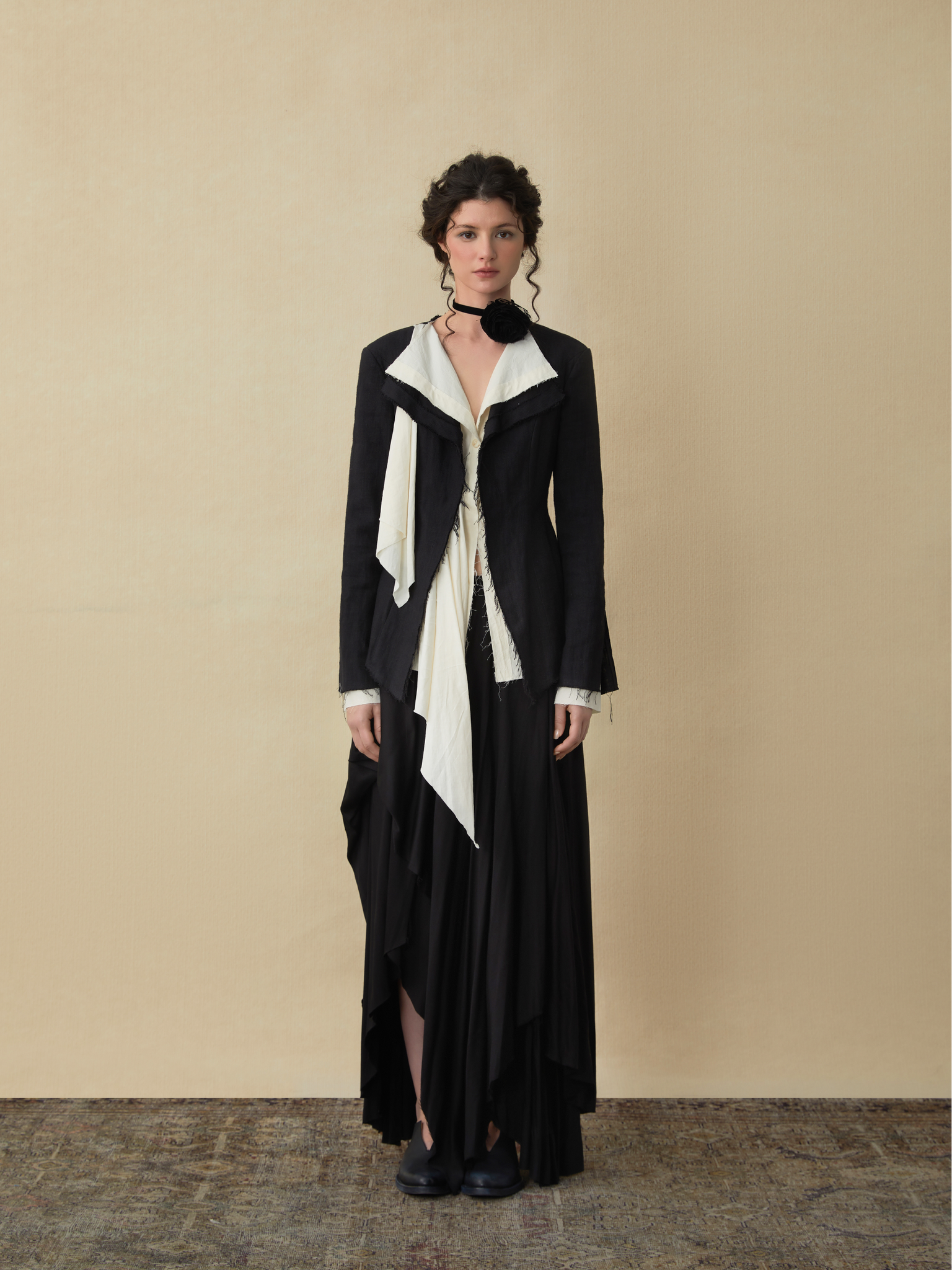 Black And White Floating Layers Suit