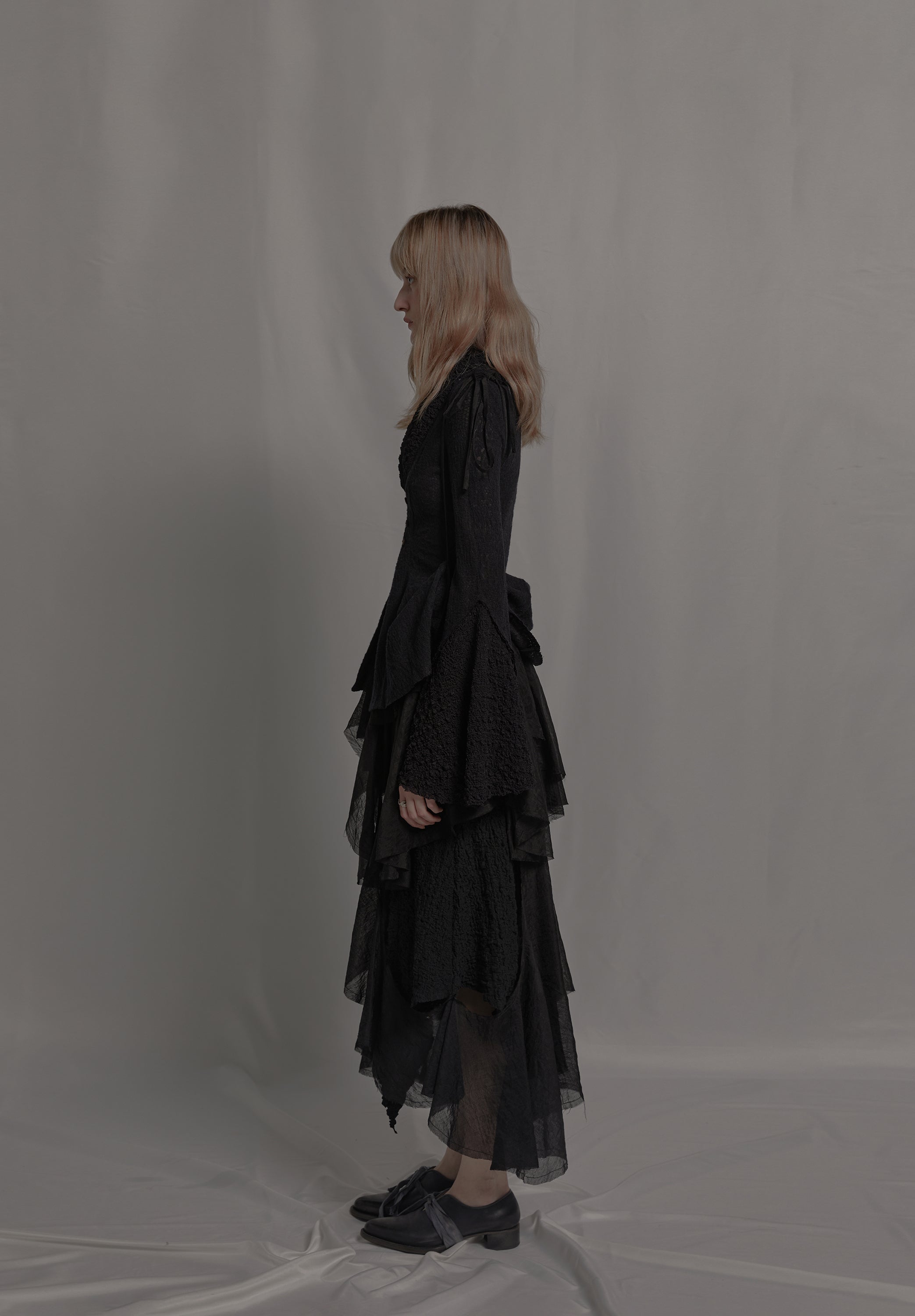 Black Wrinkled Mid-length Skirt